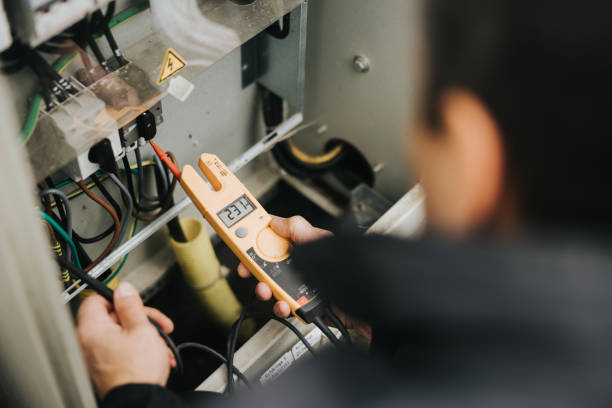 Best Electrical Outlet Repair  in Vadnais Heights, MN