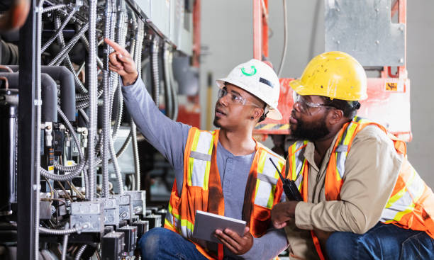Best Emergency Electrician Near Me  in Vadnais Heights, MN